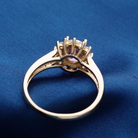 18 Carat Gold Plated Pink Simulated Diamond Ring - Picture 5 of 7